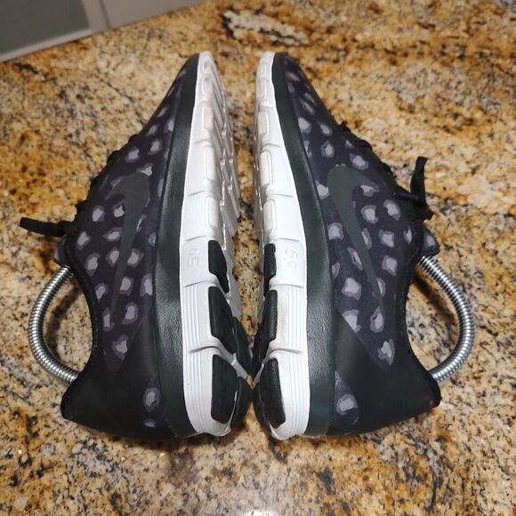 Rare Nike Free 5.0 V4 Black/Gray/White Running Shoes 695168-003 Womens 9 2014 - Picture 7 of 12